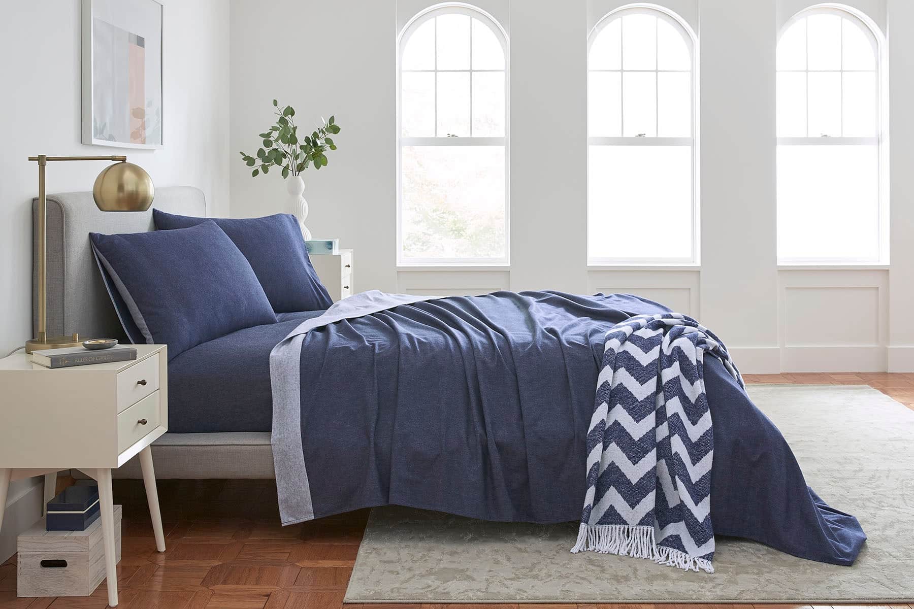 Chevron Throw