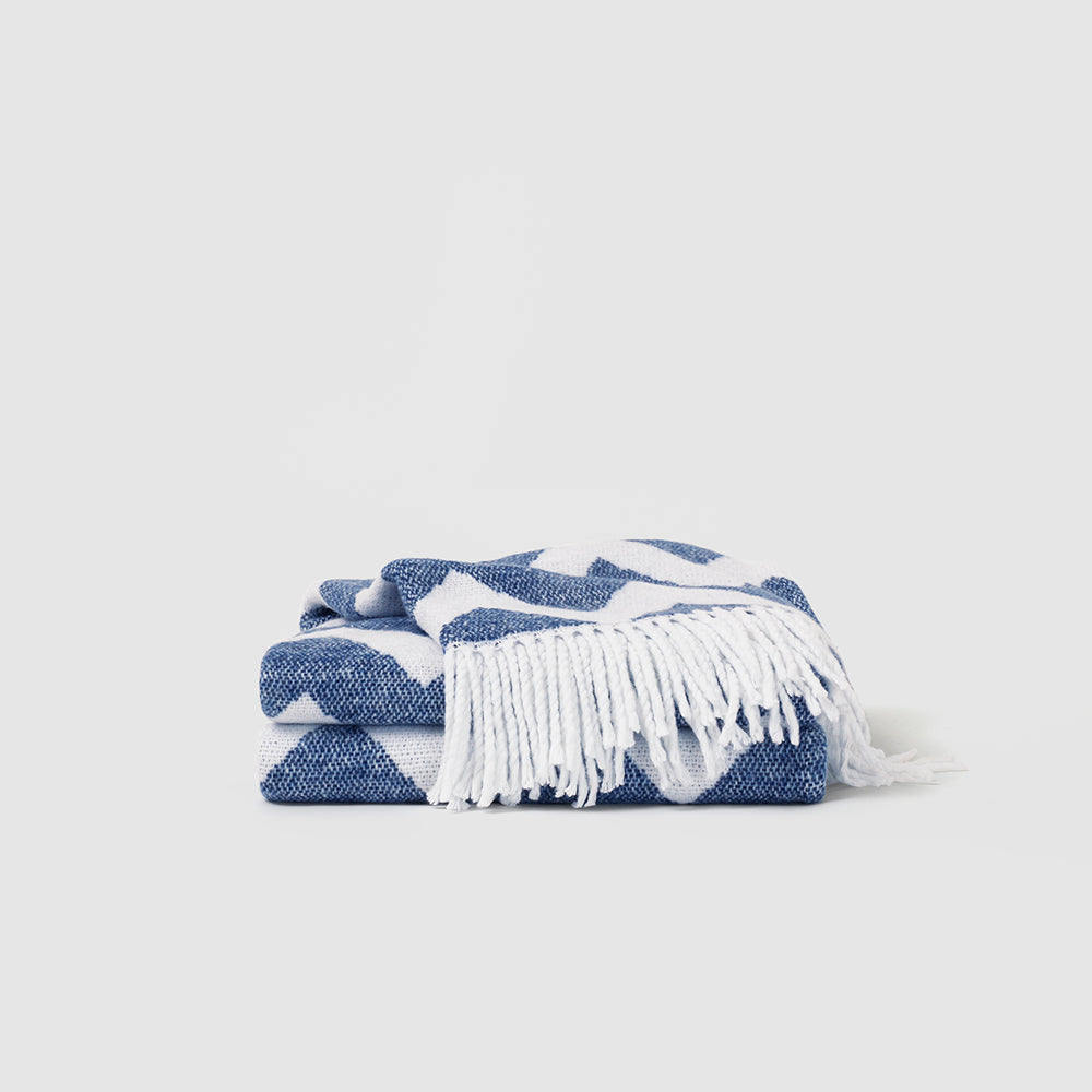 Chevron Throw