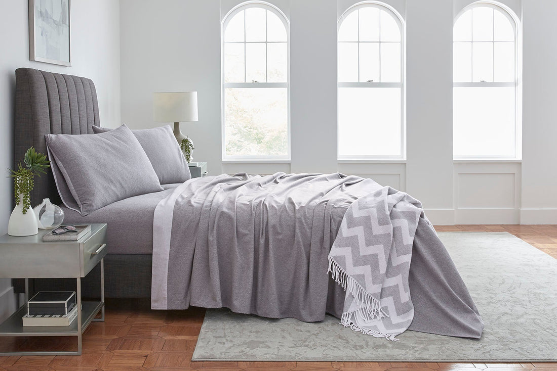 Chevron Throw