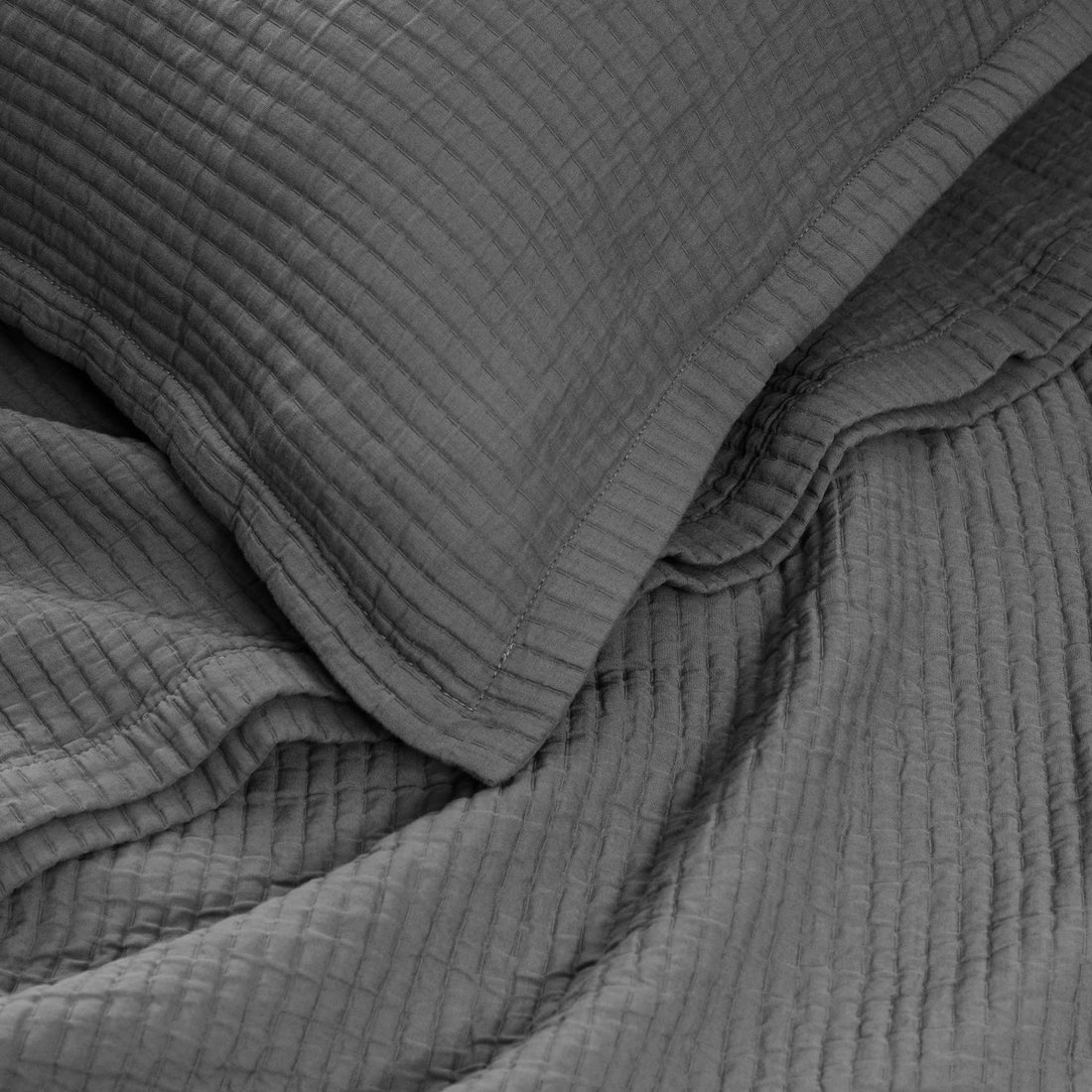 Textured Cotton Coverlet &amp; Shams Set