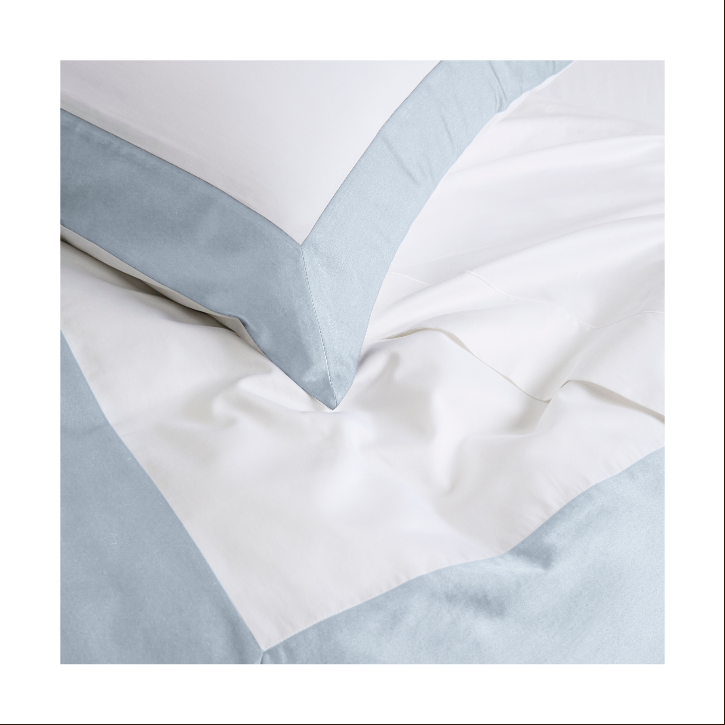Reversible Color Block Sateen Duvet Cover &amp; Shams Set