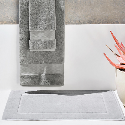 Signature Tub Mat