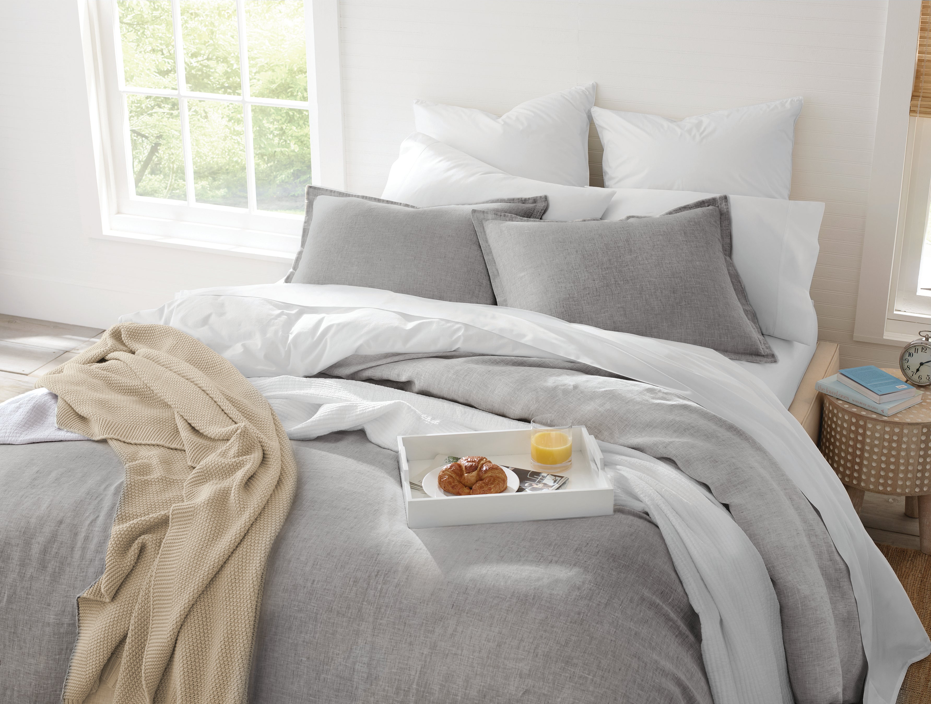 Linen Duvet Cover &amp; Shams Set